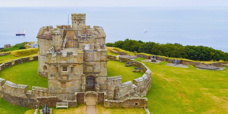 Days Out In Cornwall, South West England Pendennis Castle