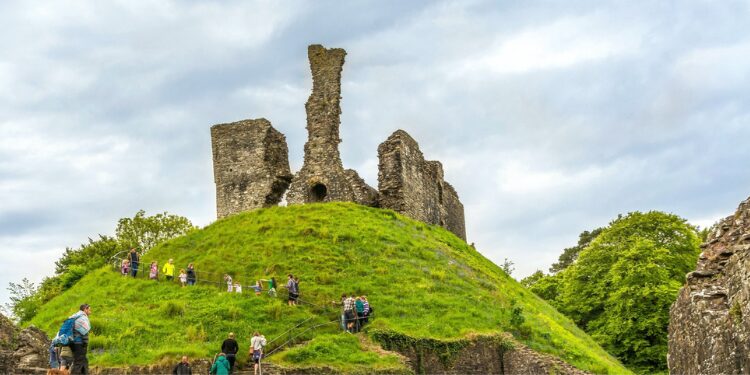 Days Out In Devon, South West England Okehampton Castle
