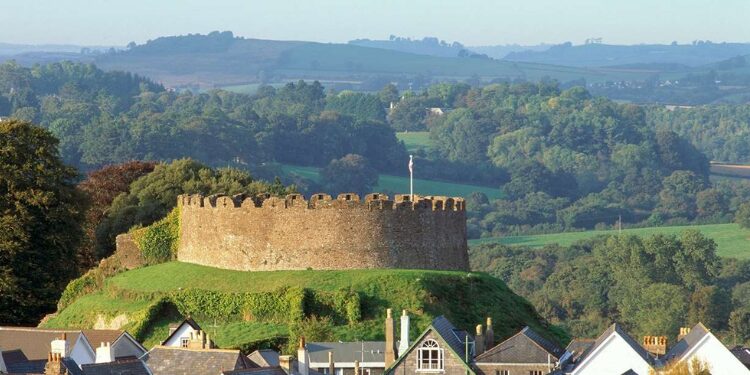 Days Out In Devon, South West England Totnes Castle