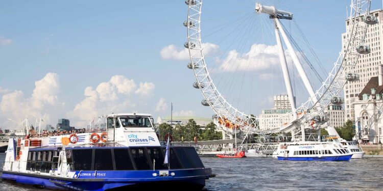 Days Out In London Afternoon Tea Cruise