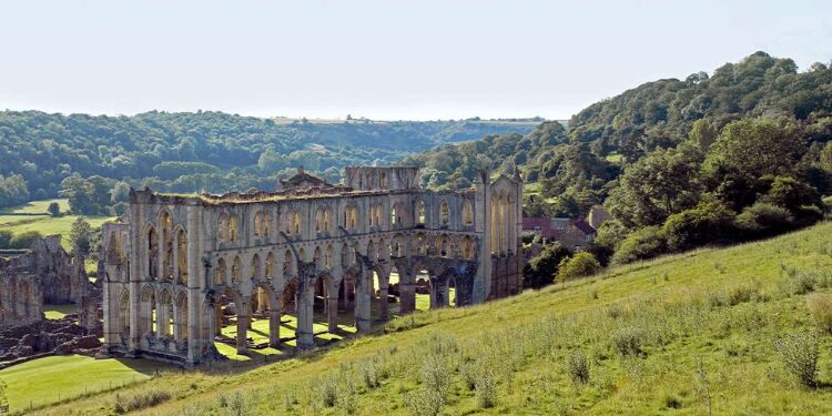 Days Out In North Yorkshire Rievaulx Abbey