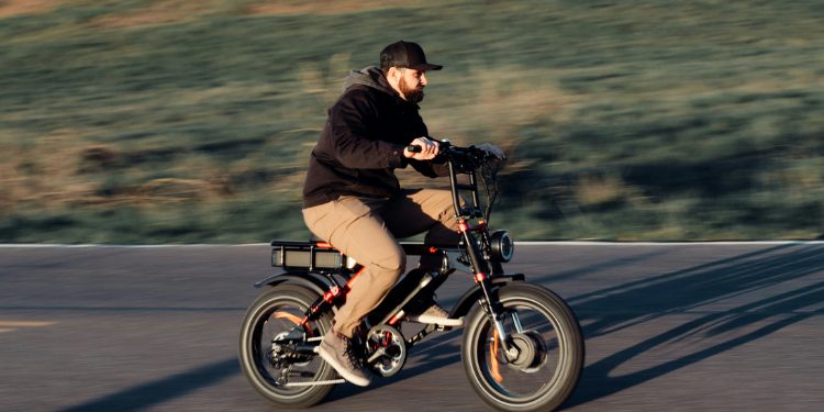 Escape The City Best Outdoor Adventures Near Urban Areas