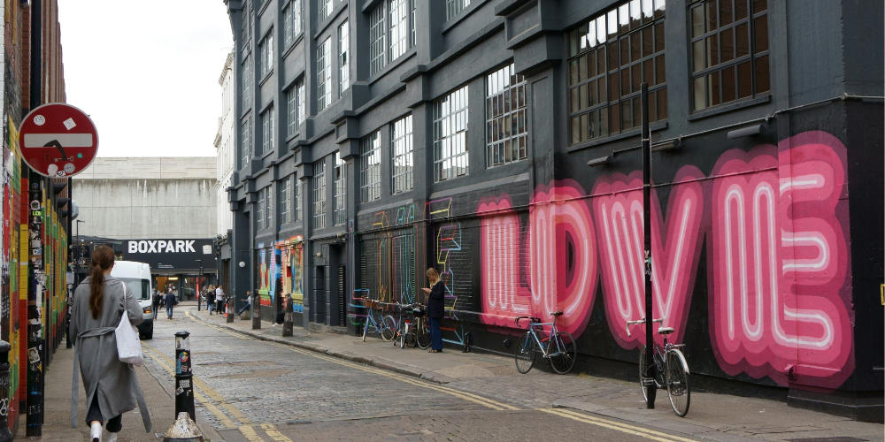 A Self Guided Walking Tour Through Shoreditch Art, History And Great Food (1)