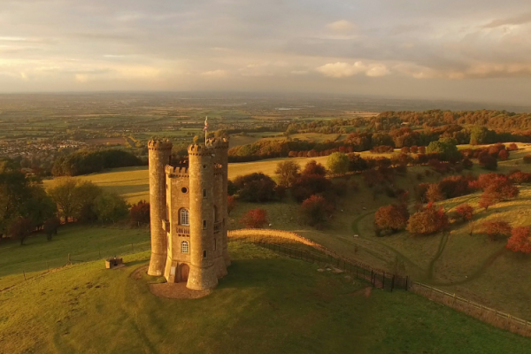 Enhancing Uk Travel Memories With Creative Digital Tools