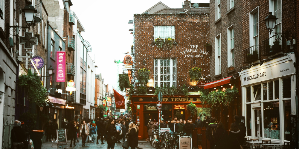 The Best Underdog Restaurants & Pubs To Visit In The Uk In 2025