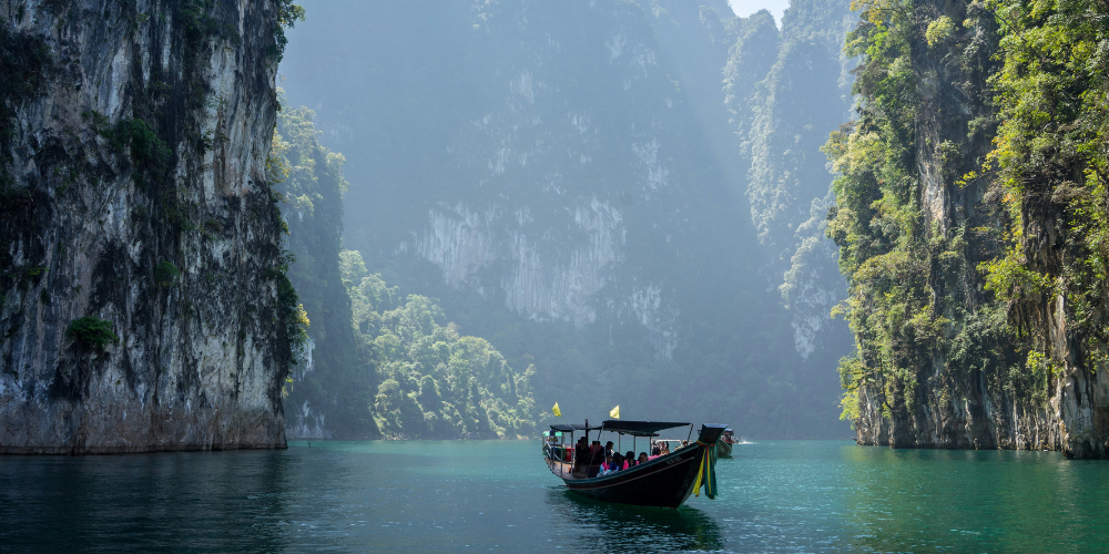 Why Teaching English Abroad Is The Perfect Job For Frequent Travelers