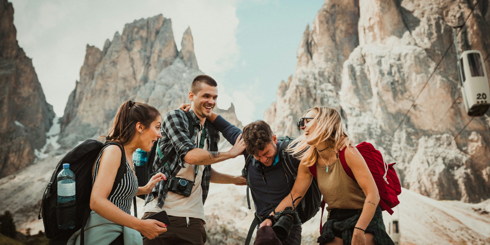 Group Travel Tips How To Move People And Gear Easily