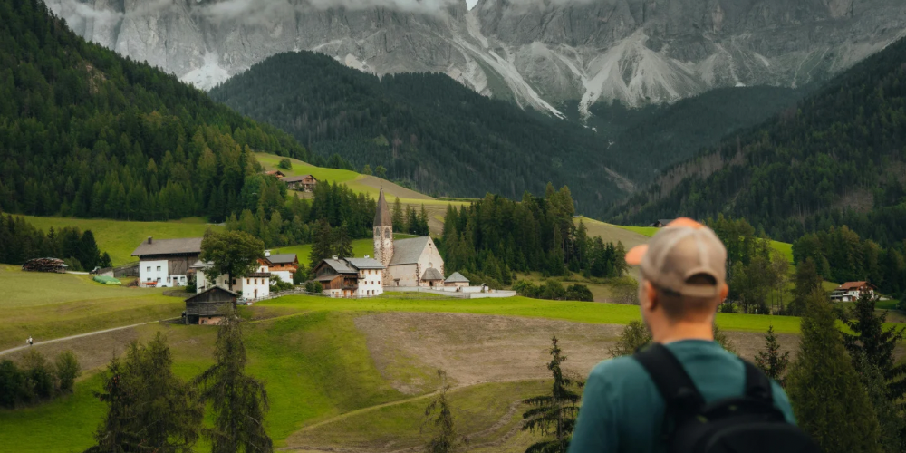 Travelling Smart In A Connected World